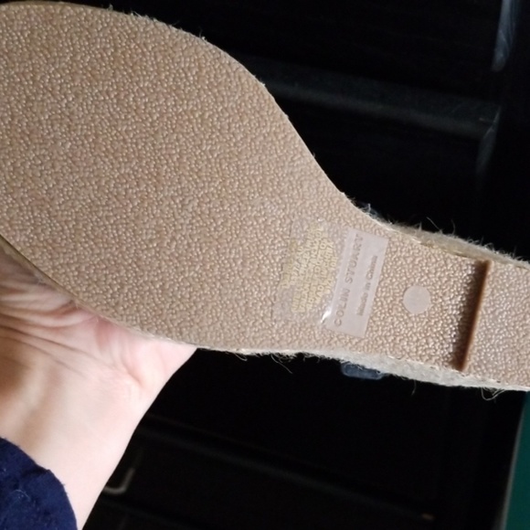 Shoes - Picture 2 of 2